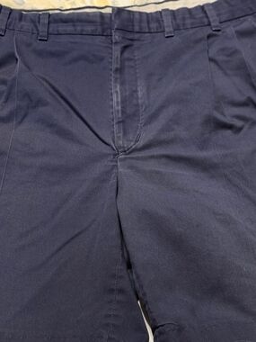 Men's Flat-Front Navy Shorts - Classic Everyday Style
